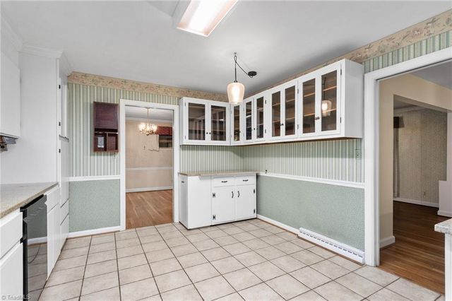3430 Forest Lane, Winston-salem, NC 27040