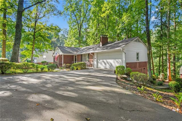 3430 Forest Lane, Winston-salem, NC 27040