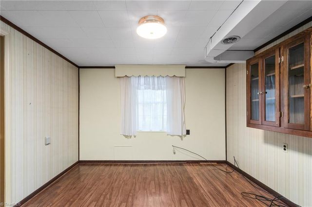 3430 Forest Lane, Winston-salem, NC 27040