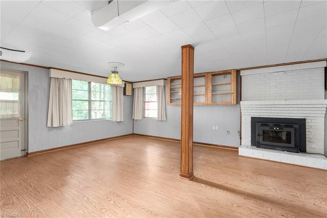 3430 Forest Lane, Winston-salem, NC 27040