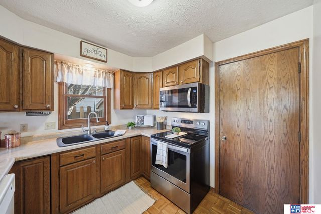 3120 Shelley Street, Lincoln, NE 68516