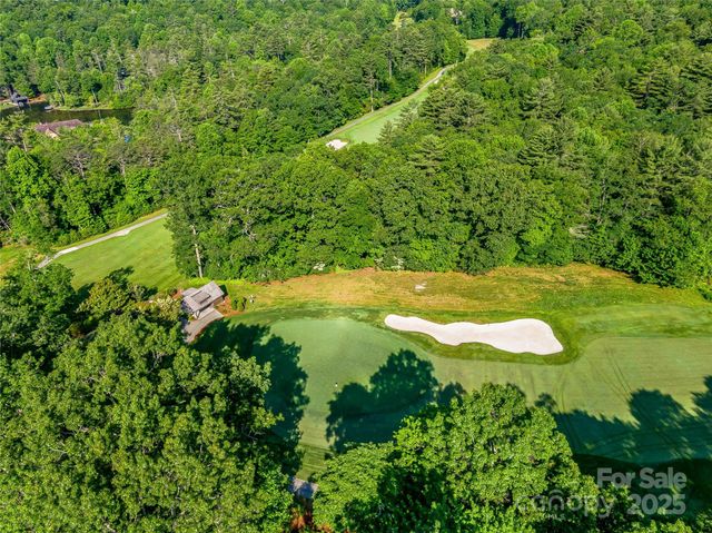 J 34 Cherokee Point 34, Lake Toxaway, NC 28747