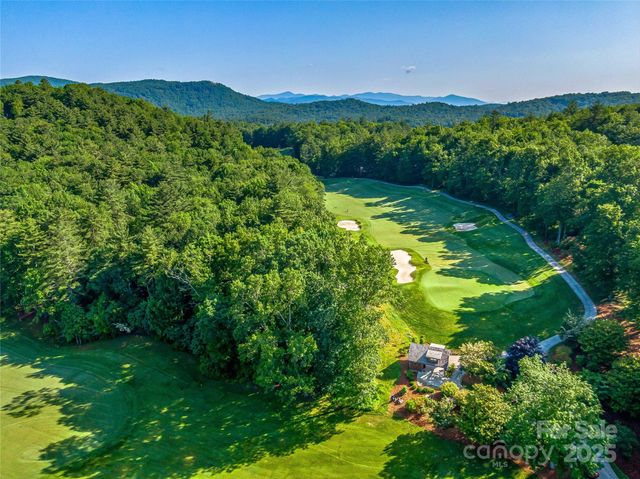 J 34 Cherokee Point 34, Lake Toxaway, NC 28747
