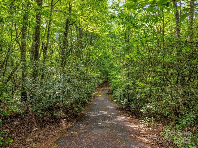 J 34 Cherokee Point 34, Lake Toxaway, NC 28747