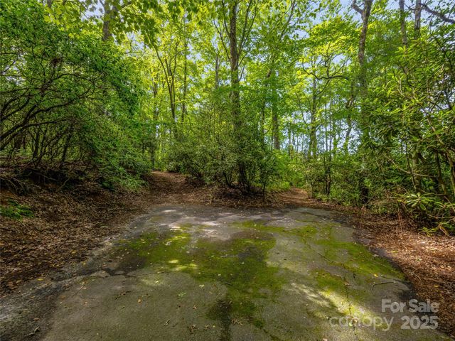 J 34 Cherokee Point 34, Lake Toxaway, NC 28747