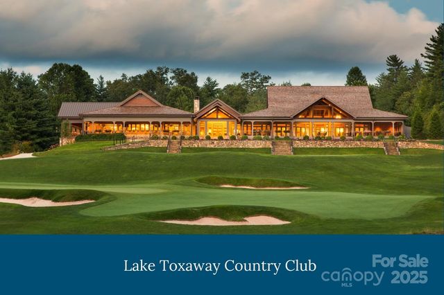 J 34 Cherokee Point 34, Lake Toxaway, NC 28747
