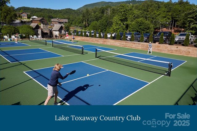 J 34 Cherokee Point 34, Lake Toxaway, NC 28747