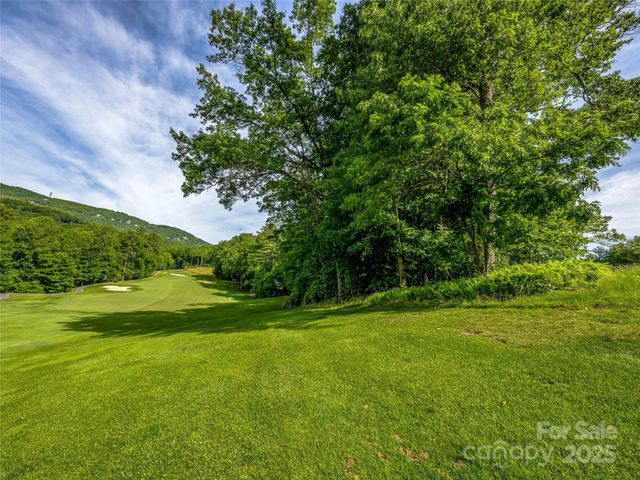 J 34 Cherokee Point 34, Lake Toxaway, NC 28747