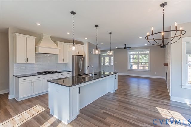 814 Chapman St, Ashland, VA 23005