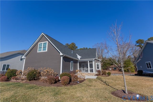 814 Chapman St, Ashland, VA 23005