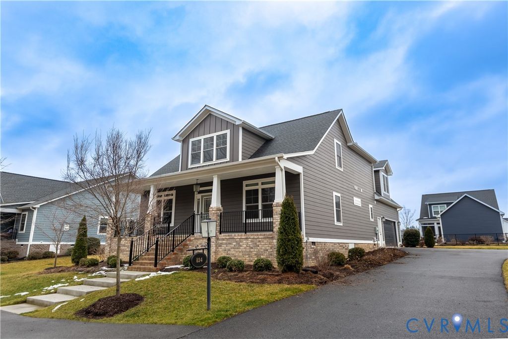 814 Chapman St, Ashland, VA 23005