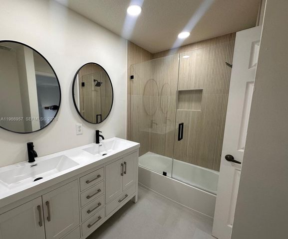 2704 Treasure Cove Cir, Dania Beach, FL 33312