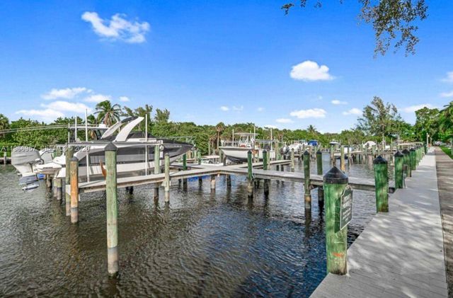 2704 Treasure Cove Cir, Dania Beach, FL 33312