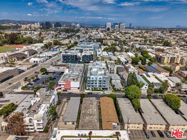 1525 Armacost Avenue, Los Angeles, CA 90025