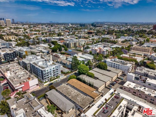 1525 Armacost Avenue, Los Angeles, CA 90025
