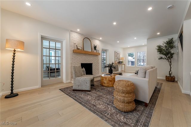 2124 Lamberton Road, Cleveland Heights, OH 44118