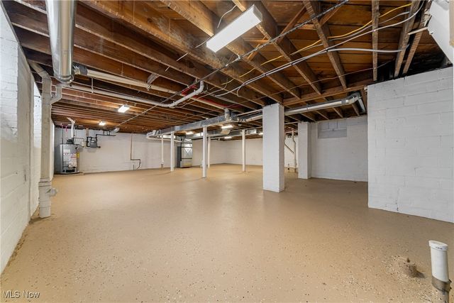 2124 Lamberton Road, Cleveland Heights, OH 44118