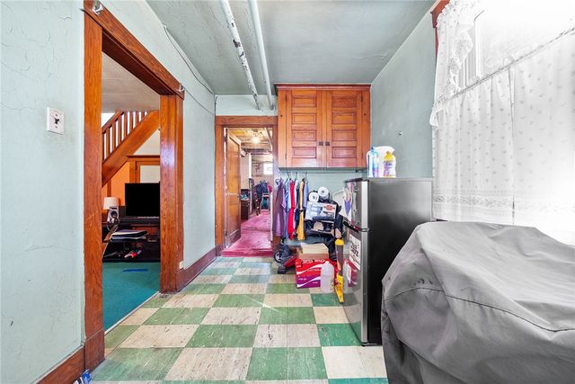 842 Lilac St, Greenfield, PA 15217