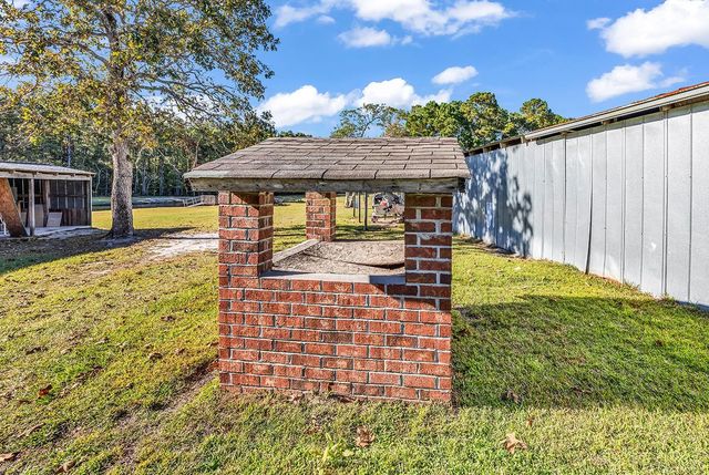 4013 Thomas Rd., Little River, SC 29566