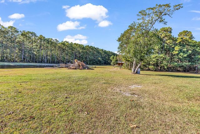 4013 Thomas Rd., Little River, SC 29566