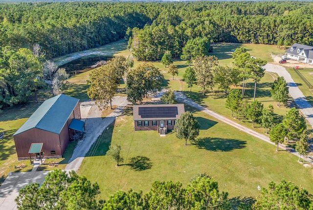 4013 Thomas Rd., Little River, SC 29566