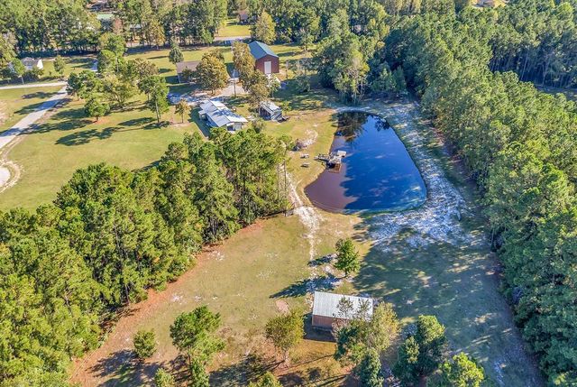 4013 Thomas Rd., Little River, SC 29566