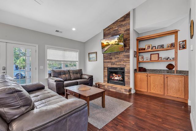 4013 Thomas Rd., Little River, SC 29566