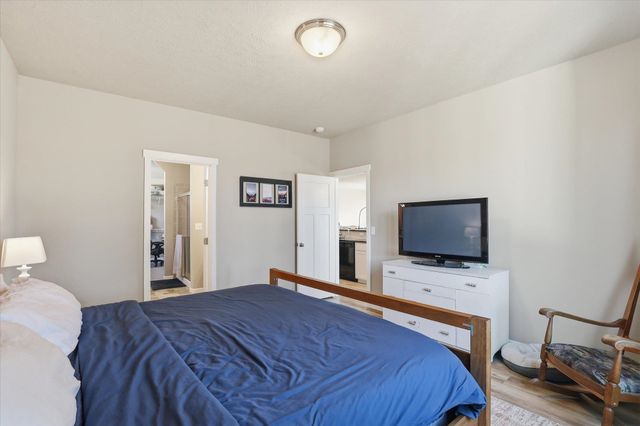 16721 N Dakota Ln, Colbert, WA 99005