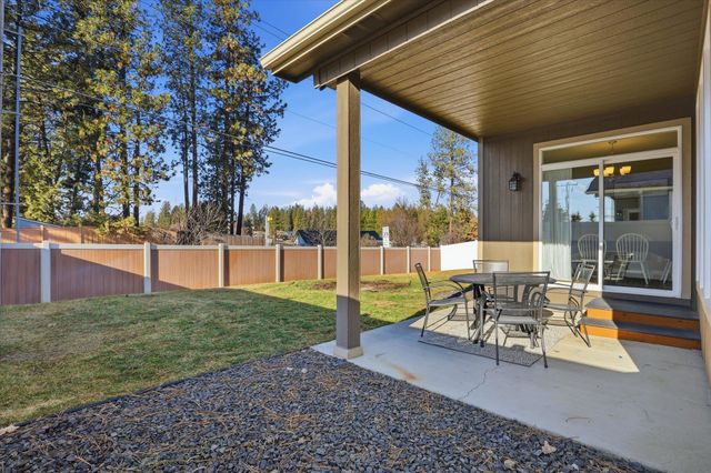 16721 N Dakota Ln, Colbert, WA 99005