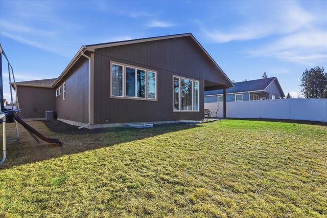 16721 N Dakota Ln, Colbert, WA 99005
