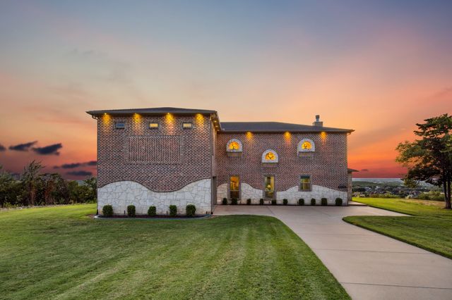 1909 Mount Mckinley Place, Cedar Hill, TX 75104