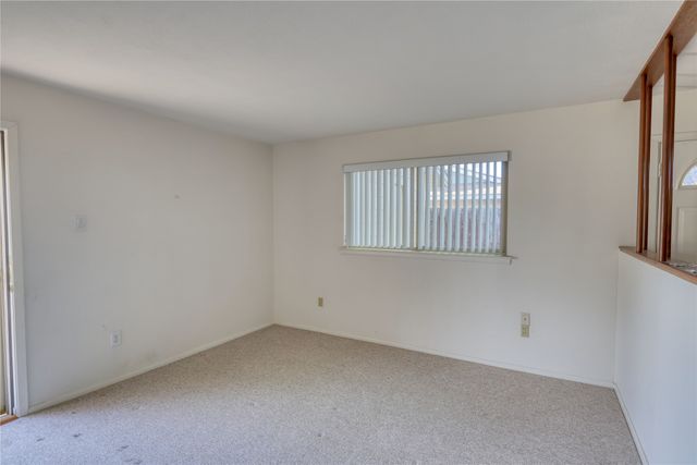 4649 Western Oaks Drive, Dallas, TX 75211