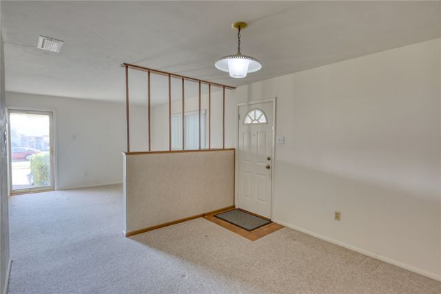 4649 Western Oaks Drive, Dallas, TX 75211