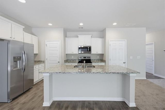 795 Jackson Court, Social Circle, GA 30025