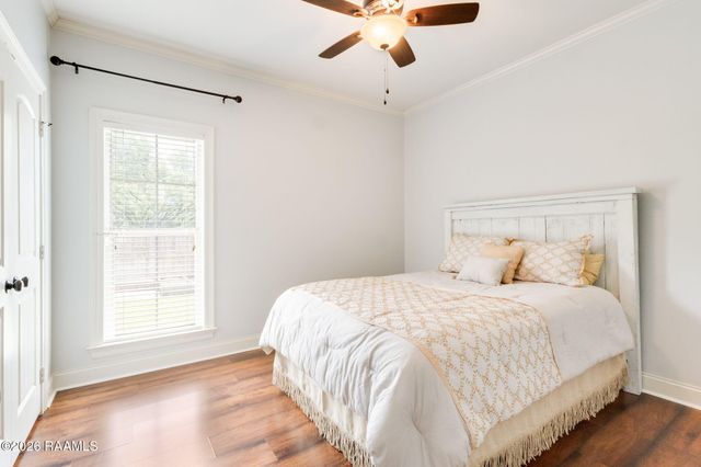 101 Pinnacle Drive, Youngsville, LA 70592