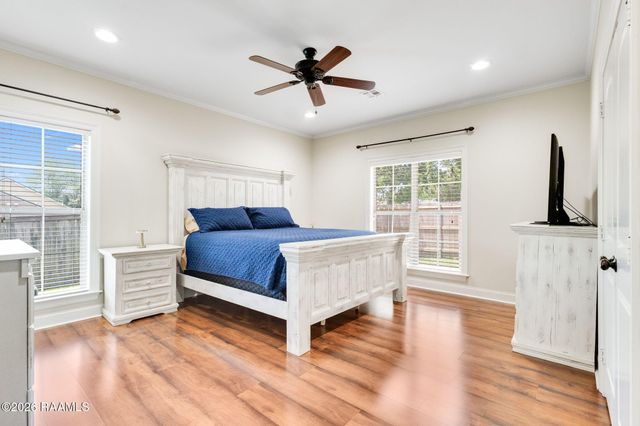 101 Pinnacle Drive, Youngsville, LA 70592