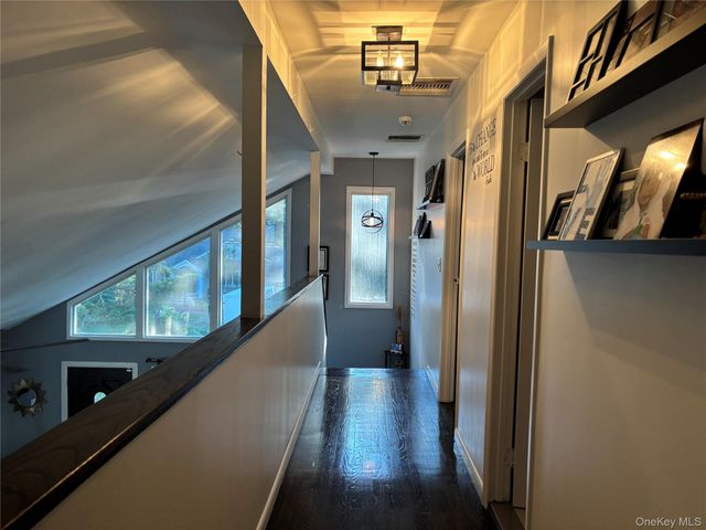 42 Bennett Avenue, Huntington Station, NY 11746