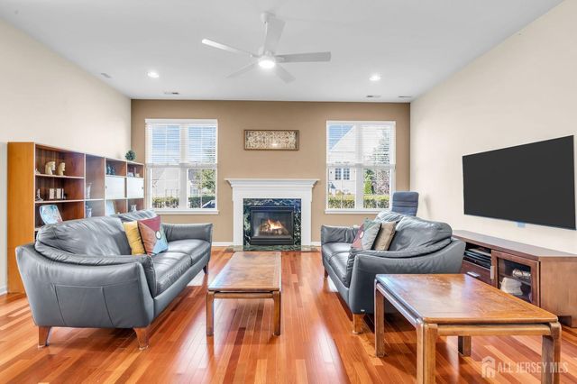 23 Kings Mill Road, Monroe, NJ 08831