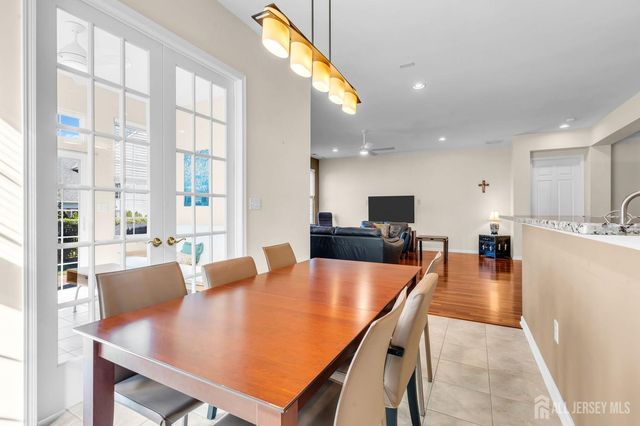 23 Kings Mill Road, Monroe, NJ 08831