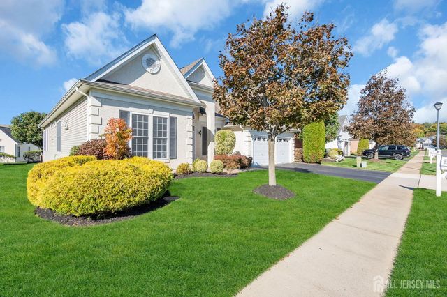 23 Kings Mill Road, Monroe, NJ 08831