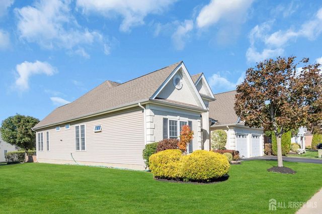 23 Kings Mill Road, Monroe, NJ 08831