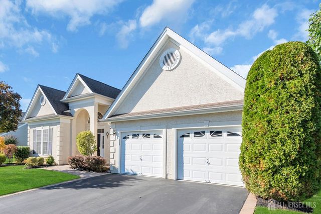23 Kings Mill Road, Monroe, NJ 08831
