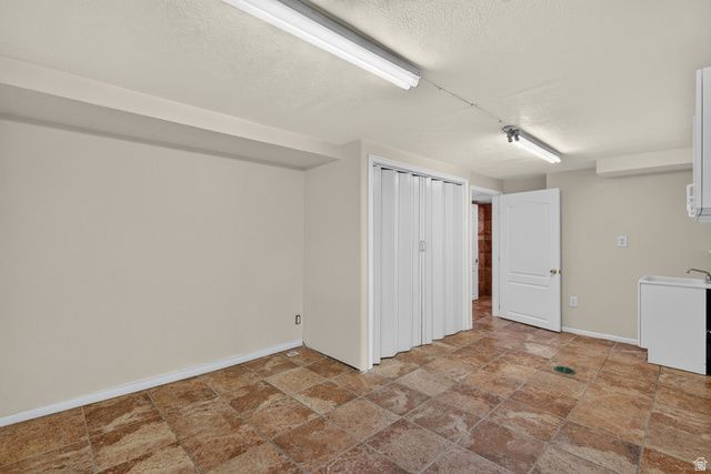 3844 S KAY CIR, Millcreek, UT 84106