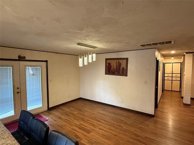 7917 NW 40th Street, Bethany, OK 73008