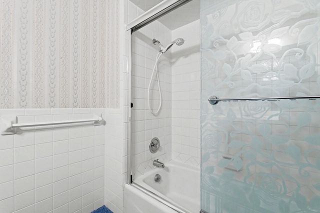 134 S Dexter Ave, Valley Center, KS 67147