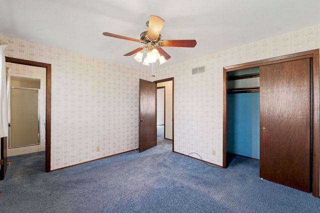 134 S Dexter Ave, Valley Center, KS 67147