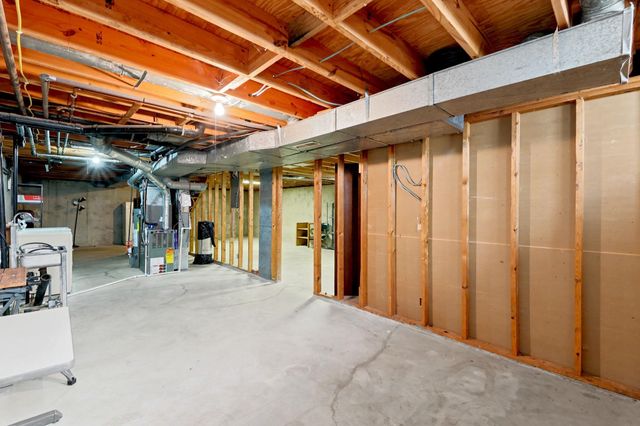 134 S Dexter Ave, Valley Center, KS 67147