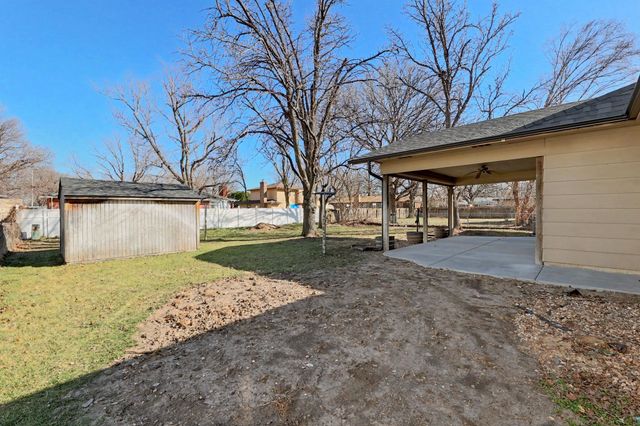 134 S Dexter Ave, Valley Center, KS 67147
