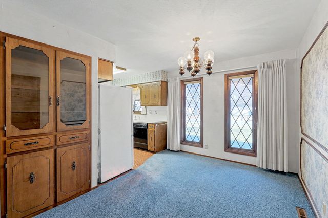 134 S Dexter Ave, Valley Center, KS 67147