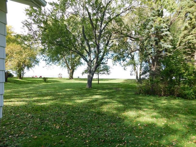 2829 EAST SHORE DRIVE, Green Bay, WI 54302